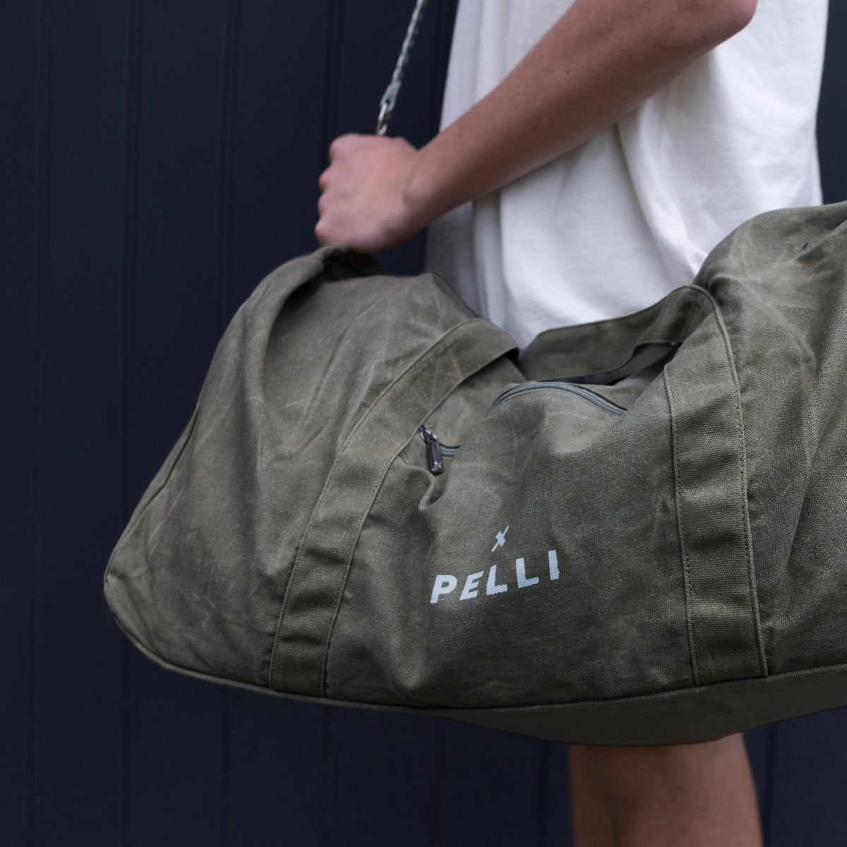 Large Canvas Duffle Bag I Waxed Canvas Army Green I Pelli Bags