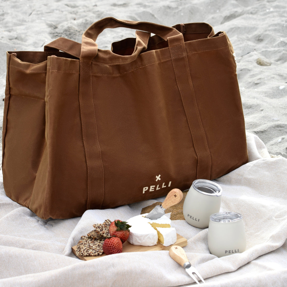 Best Beach Bags Australia Waxed Canvas in Brown Tan I Pelli Bags