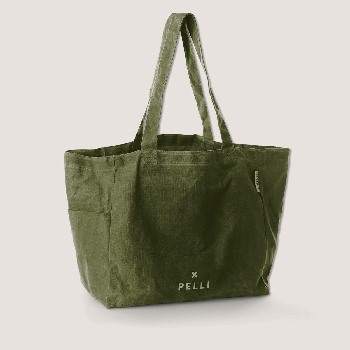 Load image into Gallery viewer, waxed canvas tote bag in green
