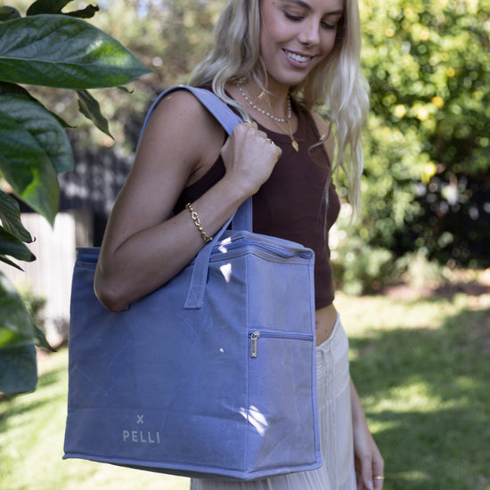 Lilac cooler bag in waxed canvas